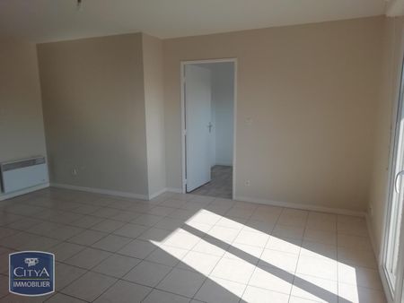 Location Appartement 2 pièces 54m² BETHUNE 62400 - Photo 2