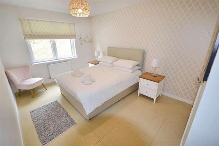 Parsonage Court, Begelly, Kilgetty - Photo 4