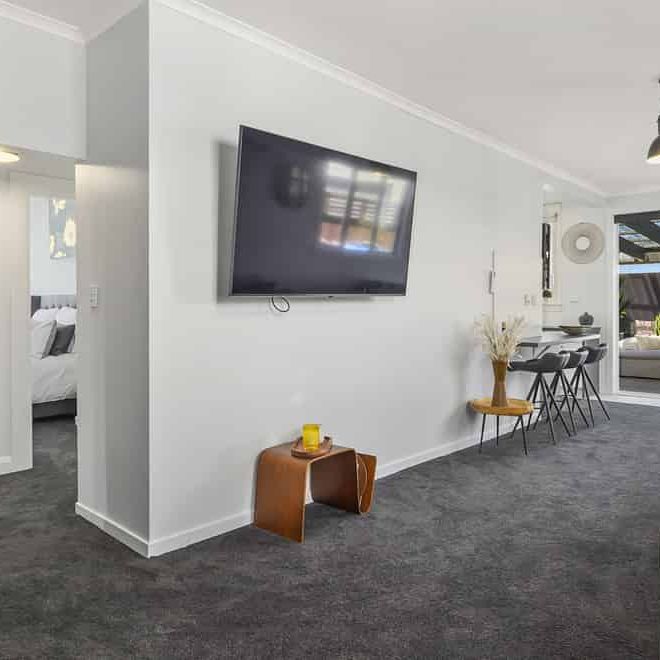 Beautiful on Blair - An entertainers dream - Photo 1