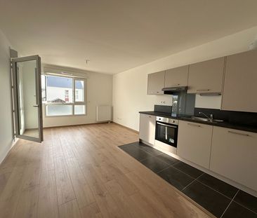 Location Appartement 2 pièces 42m² - Photo 4