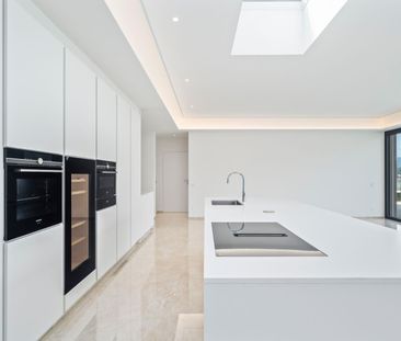 PRESTIGIOSO ATTICO DI DESIGN CON TERRAZZA VISTA LAGO | PRESTIGIOUS ... - Foto 4