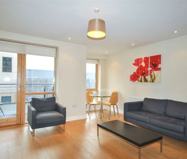 Newtown Hall, Hazelbrook Square, Whitehall Road, Churchtown, Dublin 14 - Photo 1