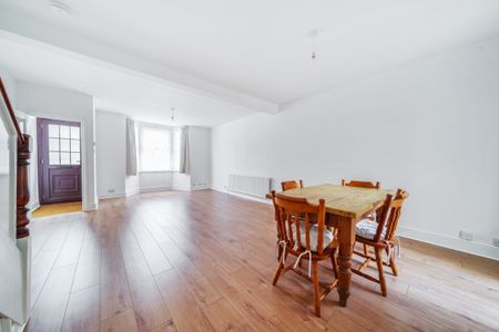 Waldeck Road, London, W4 - Photo 2