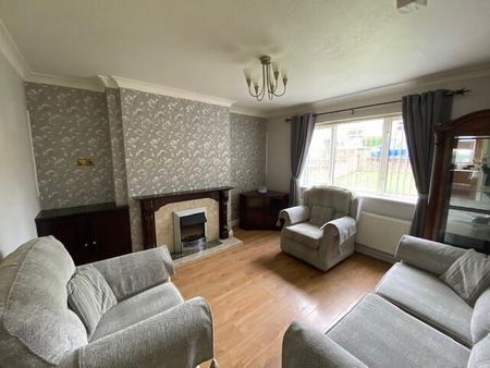 22 Bernagh Gardens, Dungannon, BT71 4AP - Photo 2