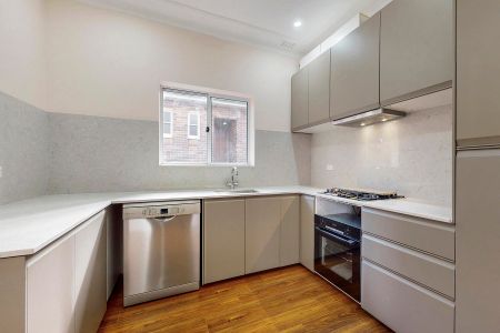 HIDDEN GEM - Photo 5