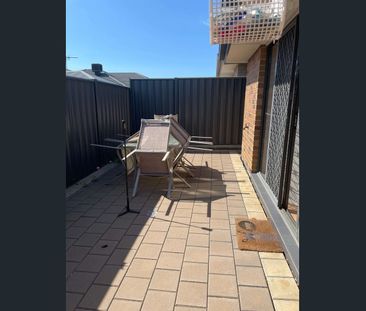 Lovely 3 Bedroom, 2 Bathroom Family Home in Andrews Farm - Photo 4