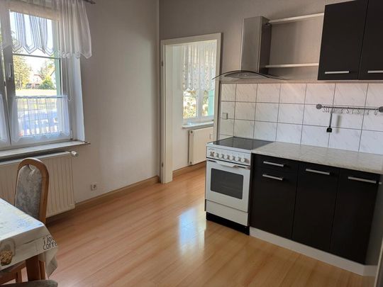 familiäre Wohnatmosphäre, Wohnung mit EBK - Photo 1