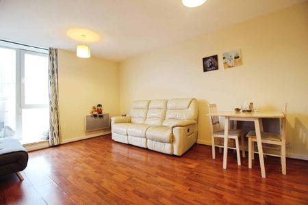 The Plaza Sanford Street, Swindon, Swindon, SN1 - Photo 3