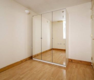 1 bed Apartment for Rent - Photo 3