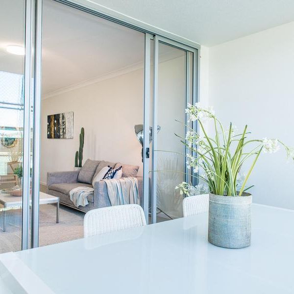 Luxury Living 2-Bed Apartments - Photo 1