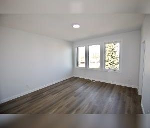 3 Bed 2.5 Bath Ottewell Home For Rent Edmonton - Photo 2
