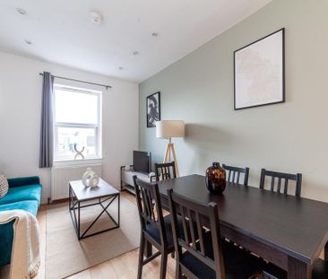 4 bedroom flat to rent - Photo 4