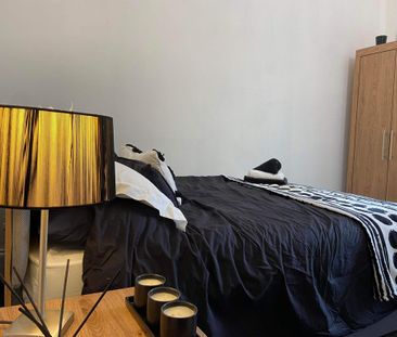 5 bedroom terraced house to rent - Photo 1