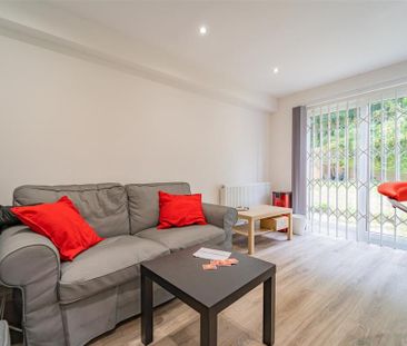 4 bedroom house to rent - Photo 3