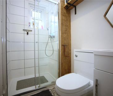 4 bedroom semi-detached house to rent - Photo 4