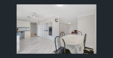 Modern Family Home in Prime Location - Photo 3