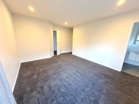 10 Sedgemoor Close, Burwood Christchurch - Photo 3