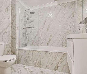 St. Matthews Gardens, Cambridge, CB1 - Photo 2