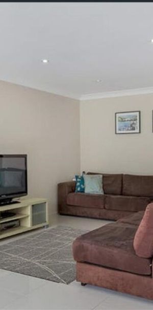 Great Size 3 Bedrooms Family House - Photo 1
