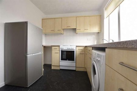 Clevedale Court, Cleeve Wood Road, Bristol, BS16 - Photo 4