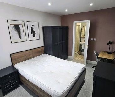 1 bedroom in a house share to rent - Photo 6