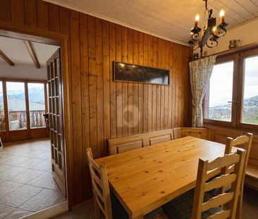 CHARMANTE AVEC JARDIN ET VUE LAC – CADRE PAISIBLE - Photo 2