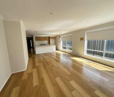 **REGISTER TO INSPECT VIA REALESTATE.COM.AU LINK & PHOTO ID MUST BE... - Photo 1