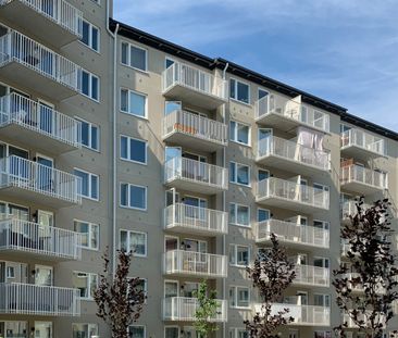 Astrabacken, Södertälje - Photo 2