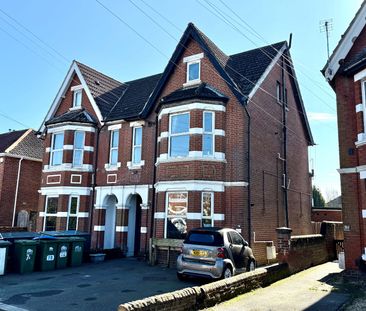 5 bedroom apartment to rent - Photo 2