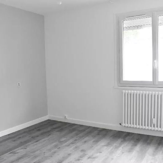Appartement à louer 4 pièces 83.56m² - Photo 1