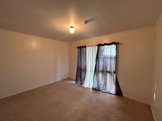 9 Holmes Drive, Beaconsfield - Photo 1