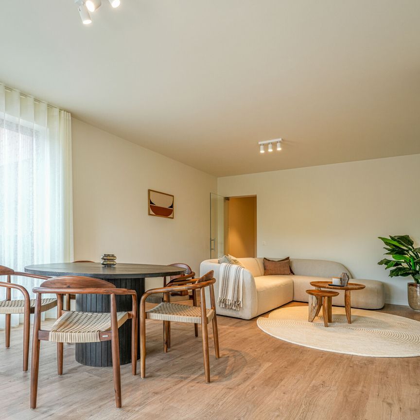 Drieslaapkamerappartement te Merelbeke dorp - Foto 1