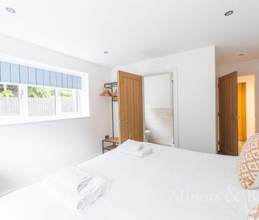 2 bedroom apartment to rent - Photo 4