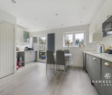 3 bedroom semi-detached house to rent - Photo 6