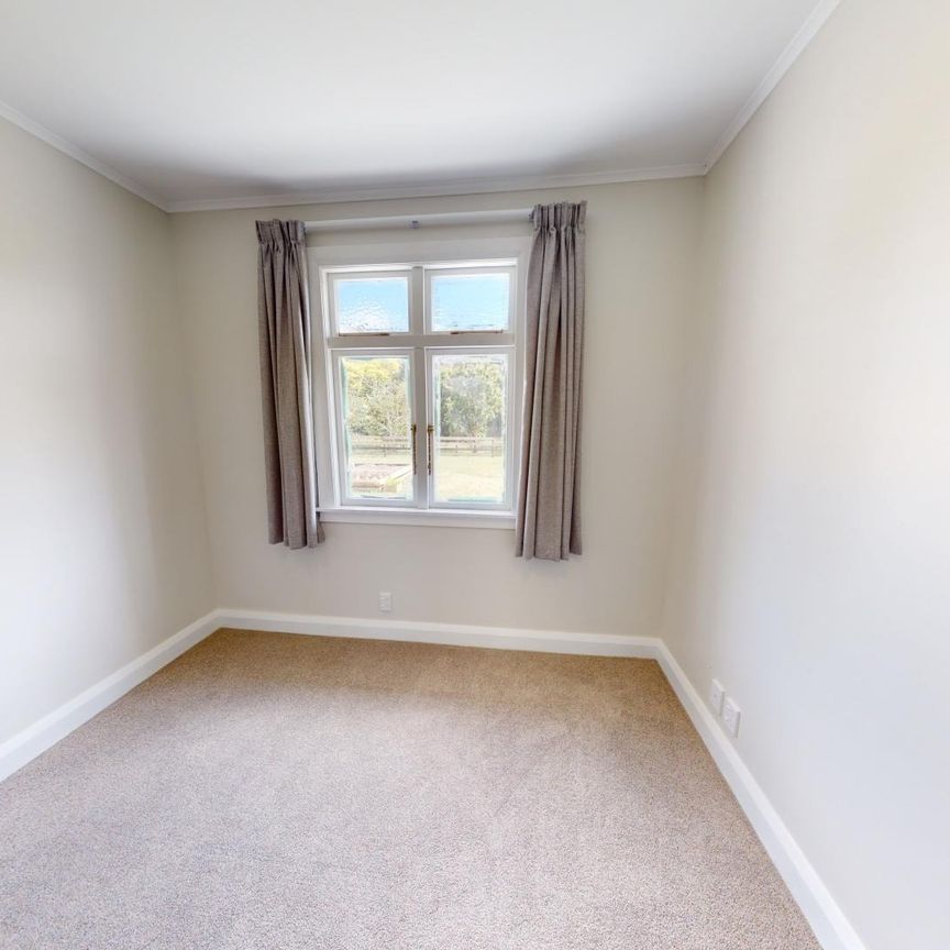 Longburn - 3 Bedrooms - Photo 1