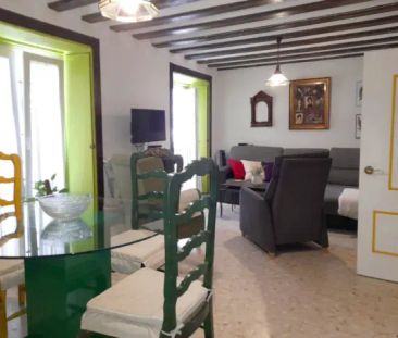 Piso en alquiler en Centro - Foto 1