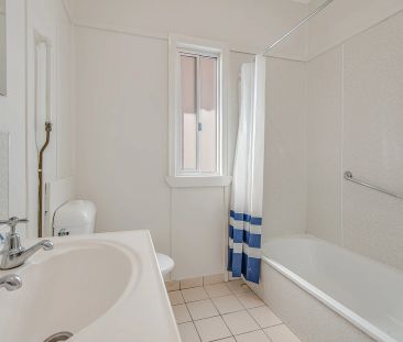 One Bedroom Duplex - Good Location - Photo 6