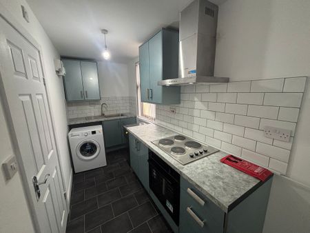 Stoney Stanton Road, Hillfields - Photo 4