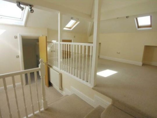 41 Park Crescent, Southport - Photo 1