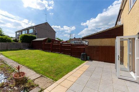 Kingsholme Road, - Photo 2