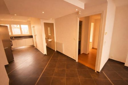 Location Appartement 3 pièces 88m² THONON LES BAINS 74200 - Photo 3