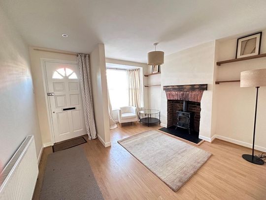 2 bedroom terraced house to rent - Photo 1