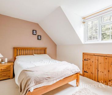 5 bedroom detached house to rent - Photo 4