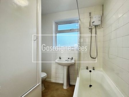 West End Road, Mortimer, Berkshire, RG7 - Photo 2