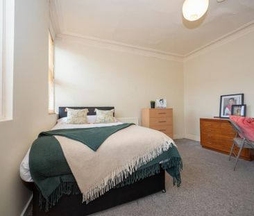 5 bedroom townhouse to rent - Photo 6