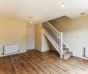 Wood End, Evesham - Photo 2