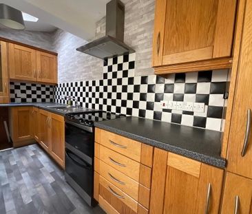 20 Woodvale Avenue, Belfast, BT13 3EW - Photo 2