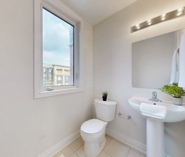 For Lease - 6 Marvin Avenue, Oakville, Ontario - Photo 6