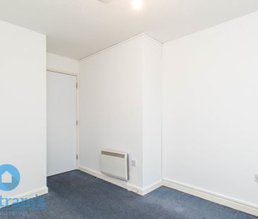 2 bed Apartment for Rent - Photo 2