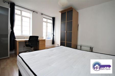 3 Bedroom Flat To Rent - Photo 4